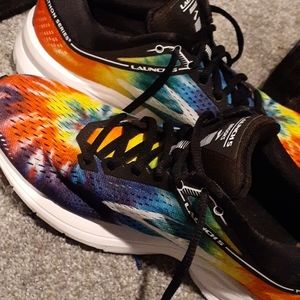 Launch 5 Marathon Series Brooks running shoes!